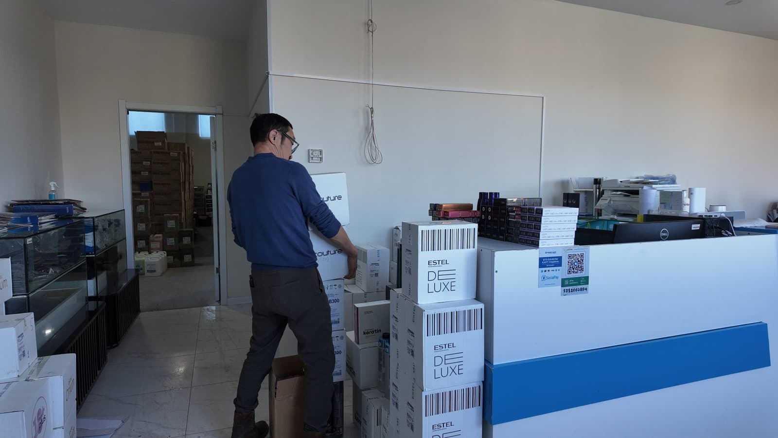 B2B SALES
